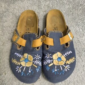 Betula by Birkenstock Floral Embroidered Canvas Clogs Mules Navy EU 38 W 7